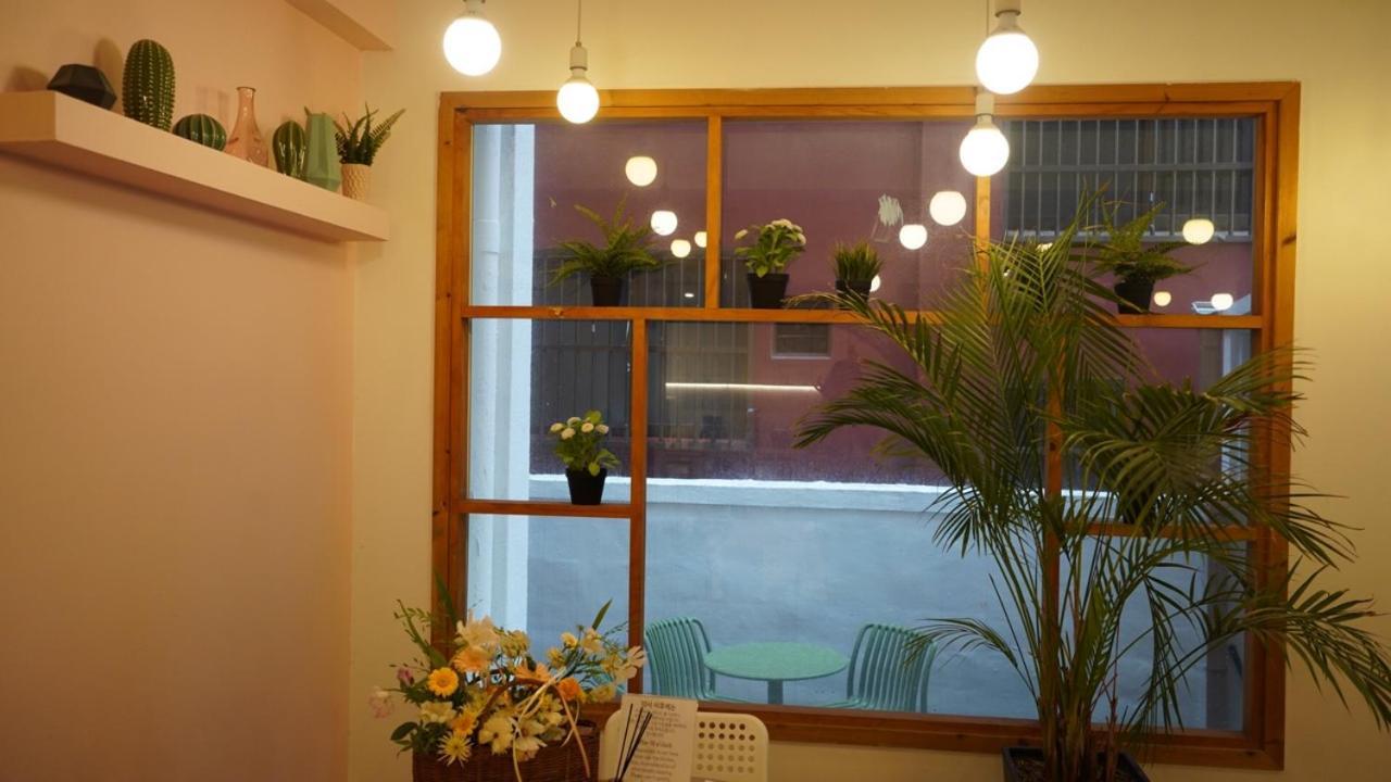 Hannahstay Women Only Guesthouse Jeju Exterior photo